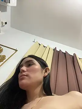 SofiaHarison online show from December 22, 11:13 pm