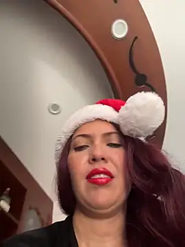 IsaSantoDomingo online show from December 22, 1:52 pm