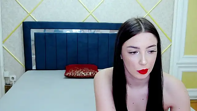 Snapshot of SaraElisse chatting on December 2, 10:27 pm SaraElisse online show from December 2, 10:27 pm