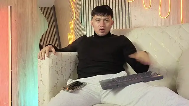 Snapshot of kingbrakly chatting on December 5, 3:48 am kingbrakly online show from December 5, 3:48 am