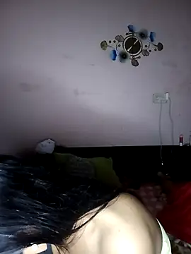 Snapshot of your-Mia07 chatting on December 15, 9:52 pm your-Mia07 online show from December 15, 9:52 pm