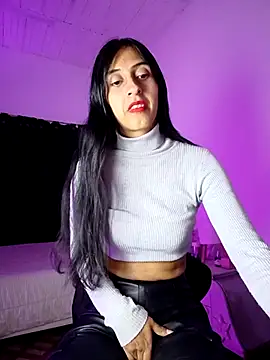 Im Kloe online show from February 9, 7:29 pm