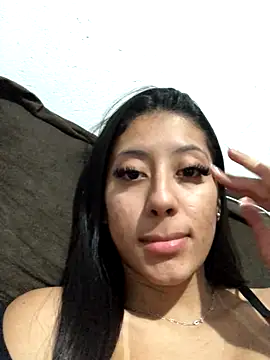 Snapshot of casalnovo8 chatting on December 14, 4:29 am casalnovo8 online show from December 14, 4:29 am