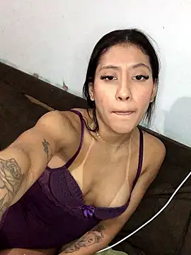 Snapshot of casalnovo8 chatting on January 11, 6:18 am casalnovo8 online show from January 11, 6:18 am