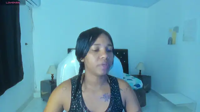 Snapshot of miiyaako_ds chatting on November 27, 8:49 am miiyaako ds online show from November 27, 8:49 am