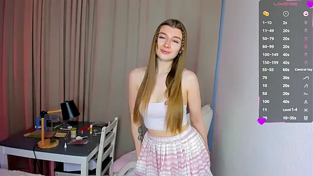 Snapshot of Michell_Rosse chatting on March 20, 3:33 am Michell Rosse online show from March 20, 3:33 am