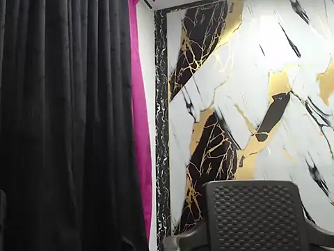 Snapshot of simonm667 chatting on March 5, 9:00 pm simonm667 online show from March 5, 9:00 pm