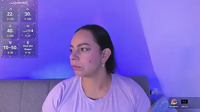 Snapshot of jimena_chic1 chatting on March 24, 9:20 pm jimena chic1 online show from March 24, 9:20 pm