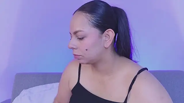 Snapshot of jimena_chic1 chatting on July 18, 7:28 pm jimena chic1 online show from July 18, 7:28 pm