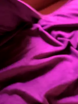 Snapshot of w1cked_couple chatting on March 11, 6:25 pm w1cked couple online show from March 11, 6:25 pm