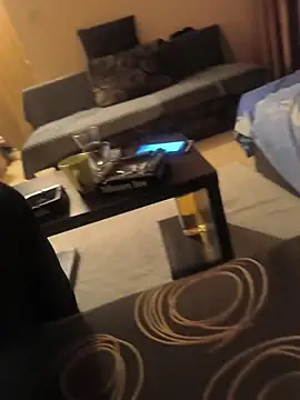 Snapshot of w1cked_couple chatting on March 16, 10:25 pm w1cked couple online show from March 16, 10:25 pm