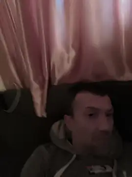 Snapshot of w1cked_couple chatting on March 24, 2:55 pm w1cked couple online show from March 24, 2:55 pm