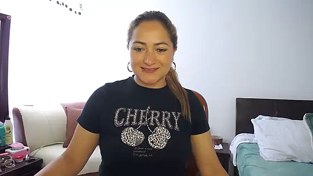 ximenaxcite19 online show from January 16, 1:37 pm