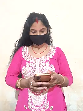 Snapshot of Pooja_bhabhi00 chatting on December 14, 7:25 am Pooja bhabhi00 online show from December 14, 7:25 am