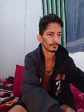 theyllorwillian online show from June 8, 11:21 am