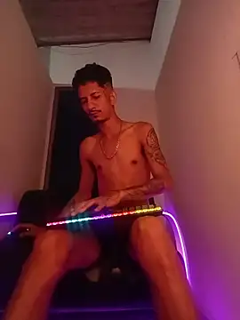 theyllorwillian online show from July 2, 3:06 am