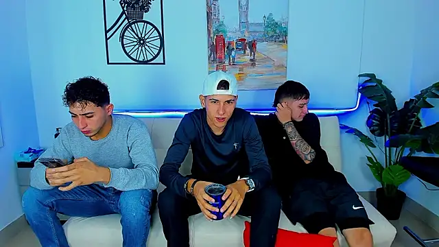 Snapshot of Crazy_porkys chatting on March 13, 12:34 pm Crazy porkys online show from March 13, 12:34 pm