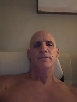 Snapshot of Elosoo chatting on December 21, 1:35 am Elosoo online show from December 21, 1:35 am