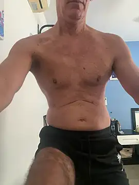 Snapshot of Elosoo chatting on January 18, 1:37 pm Elosoo online show from January 18, 1:37 pm