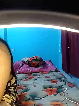 Snapshot of priya2098 chatting on June 26, 6:01 pm priya2098 online show from June 26, 6:01 pm