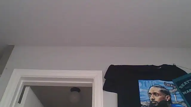 YOUNGmj6023 online show from December 2, 9:03 am