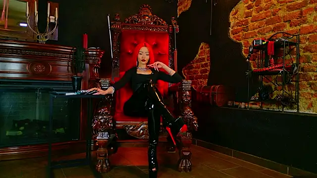 MoniqueResse online show from March 18, 2:09 pm