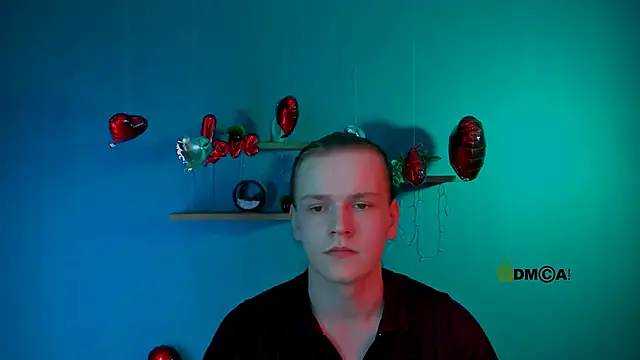 Snapshot of leo_void chatting on February 15, 7:54 pm leo void online show from February 15, 7:54 pm