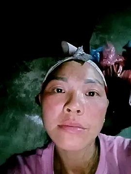 Snapshot of mumu661 chatting on December 2, 11:48 am mumu661 online show from December 2, 11:48 am