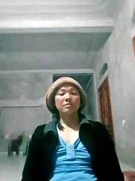 mumu661 online show from February 6, 12:30 pm