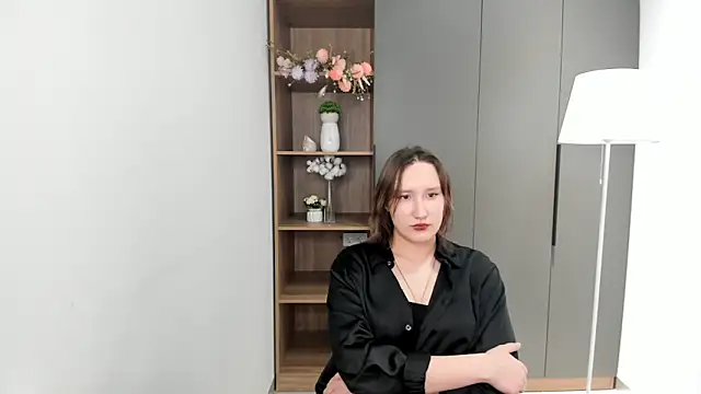 AngelicRinnert online show from November 28, 8:50 am