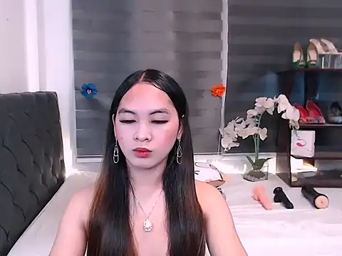 sylvannia cumslut online show from December 20, 12:12 pm