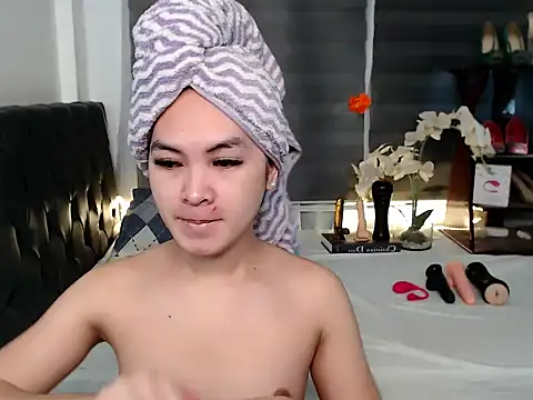 sylvannia cumslut online show from January 17, 7:13 am