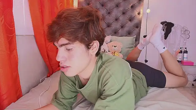 Snapshot of Jacobelord chatting on March 19, 1:37 pm Jacobelord online show from March 19, 1:37 pm