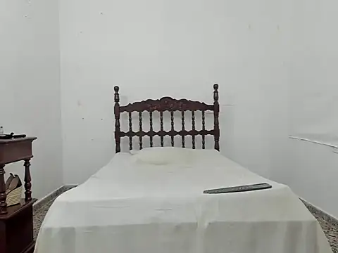 mia joshua online show from March 1, 8:05 am