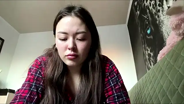 CurietHana1 online show from December 22, 3:36 am