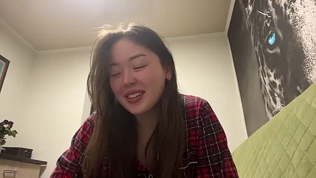 CurietHana1 online show from January 14, 1:33 am