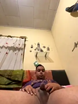 Snapshot of aril200117 chatting on December 1, 6:13 pm aril200117 online show from December 1, 6:13 pm