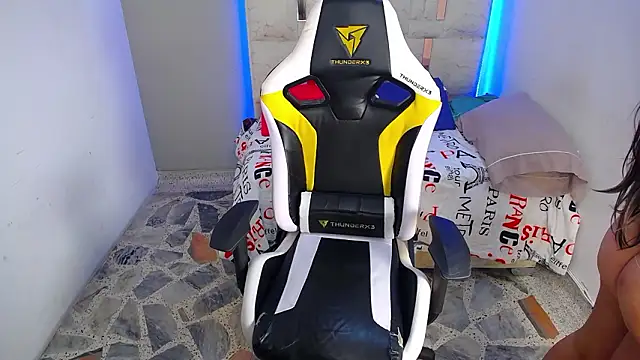 Little bubu online show from February 10, 8:02 pm