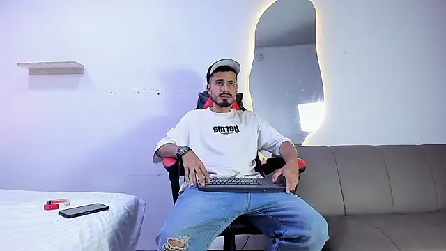 MatthewCullen online show from March 20, 11:42 pm