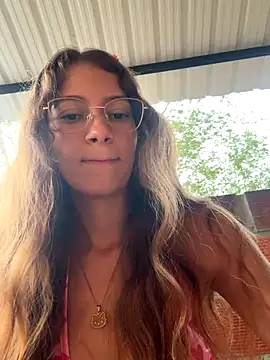 Snapshot of Vanneskk chatting on December 1, 2:33 pm Vanneskk online show from December 1, 2:33 pm