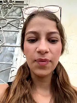 Snapshot of Vanneskk chatting on December 2, 1:05 pm Vanneskk online show from December 2, 1:05 pm