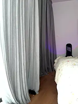 madlynginger online show from January 9, 12:41 pm