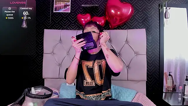 Snapshot of Prince_Apolo chatting on February 11, 8:25 pm Prince Apolo online show from February 11, 8:25 pm