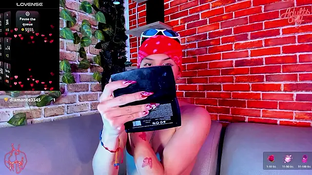 Snapshot of Prince_Apolo chatting on March 16, 8:13 pm Prince Apolo online show from March 16, 8:13 pm