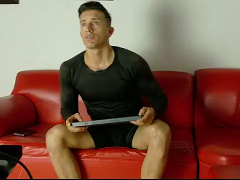 Snapshot of Arturo_reyes chatting on December 17, 5:52 pm Arturo reyes online show from December 17, 5:52 pm