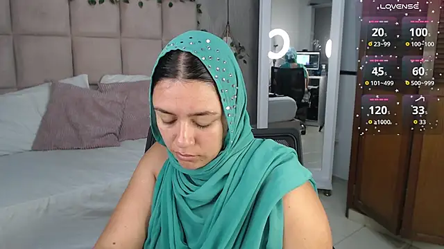 KaylaVonn online show from February 9, 4:27 am