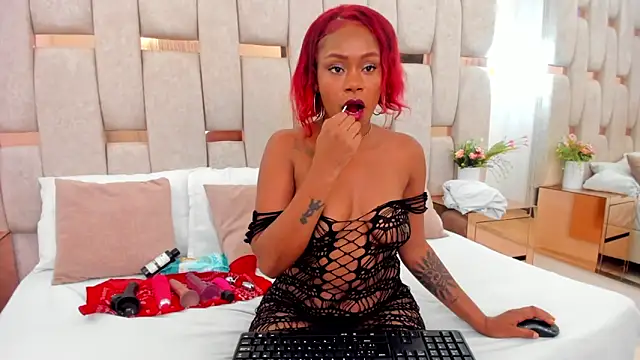 katty withe online show from December 1, 9:53 pm