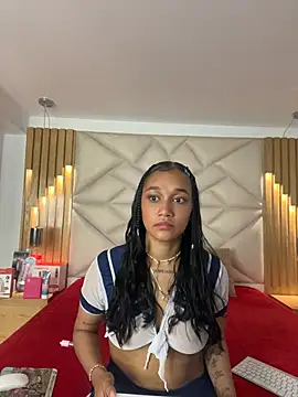 coraline vera online show from June 4, 7:31 pm