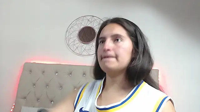 sharon and sharit online show from January 13, 8:25 pm