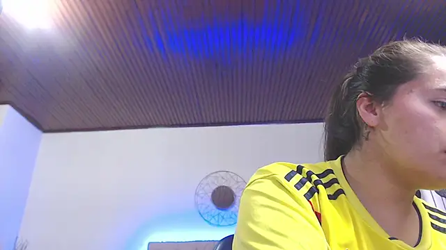 sharon and sharit online show from February 4, 9:20 pm